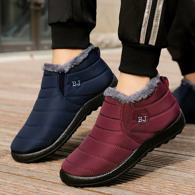 womens warm winter dress boots Wanderlust Helena Black/Red Boot (Women's) premier 200 gram Thinsulate insulation keeps your feet warm Woman Warm Snow Plush Boots